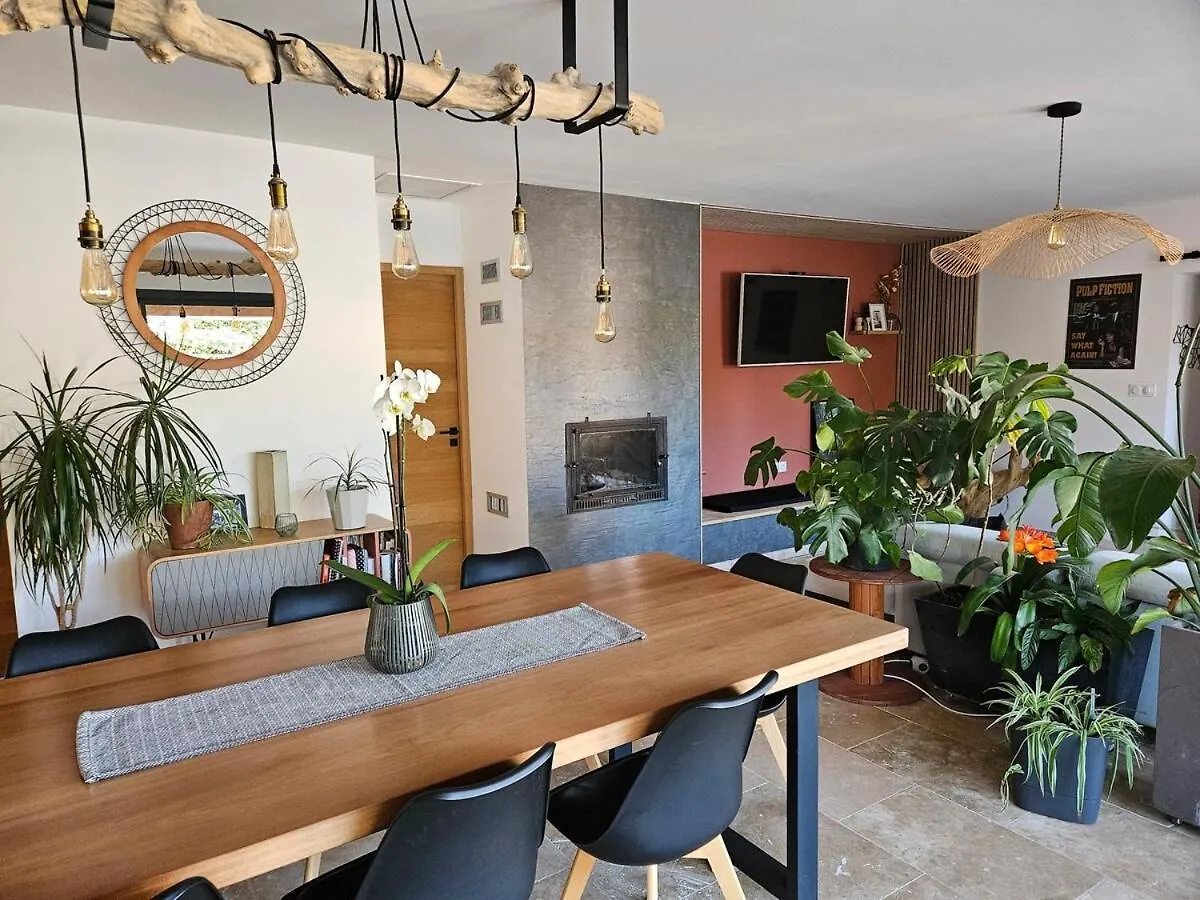 Villa Climatisee Avec Piscine Et Aire De Jeux Enfants Pernes-les-Fontaines