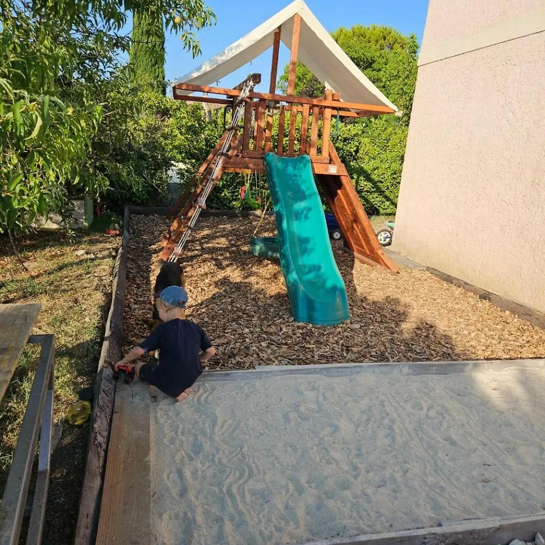 Villa Climatisee Avec Piscine Et Aire De Jeux Enfants Pernes-les-Fontaines